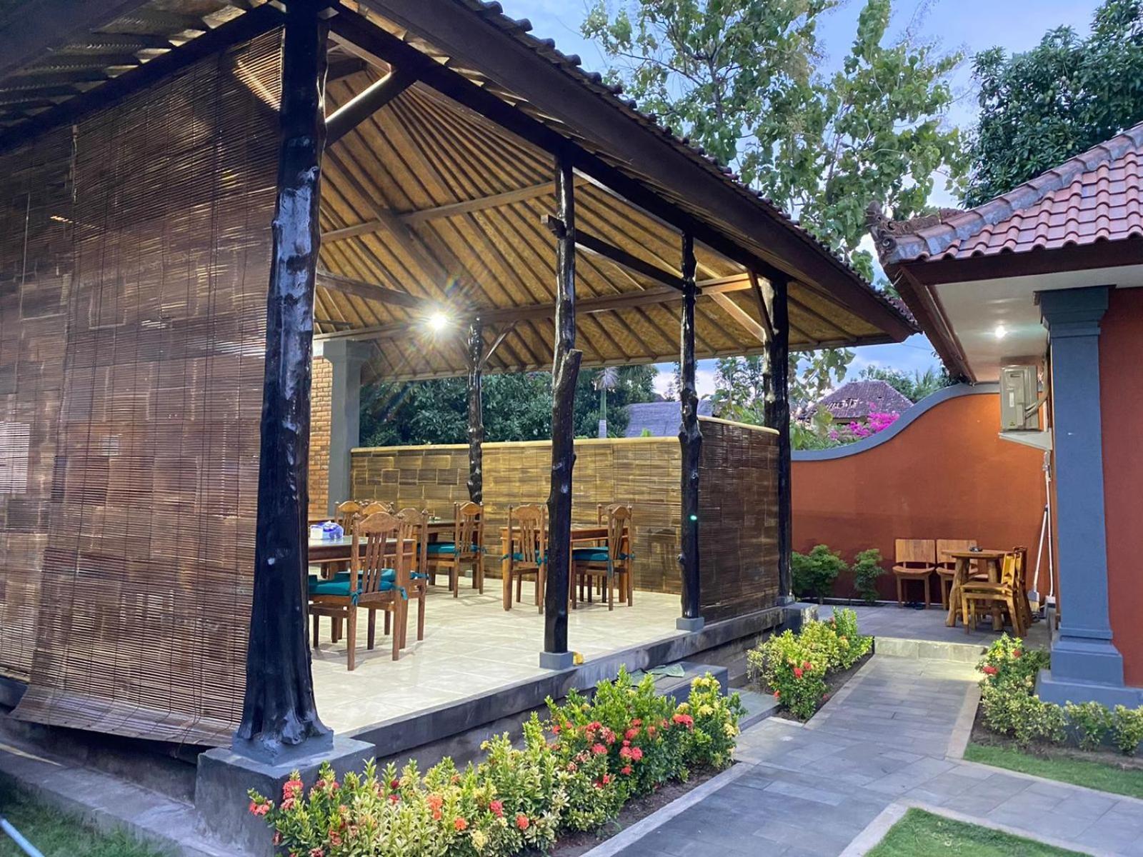 Badini Homestay Pemuteran Buitenkant foto